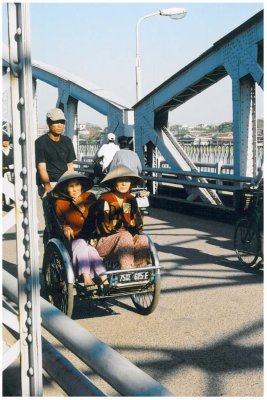 Trang Tien bridge