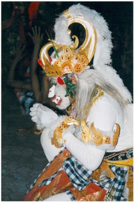 Hanuman, kecak dance