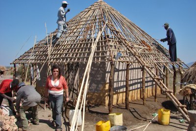 Bambooing the roof