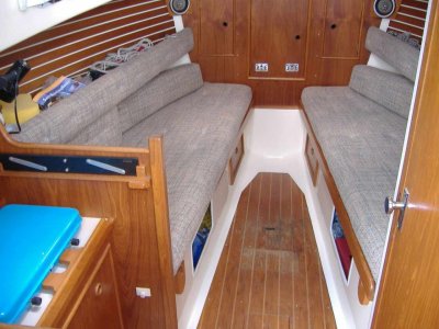 salon from companionway