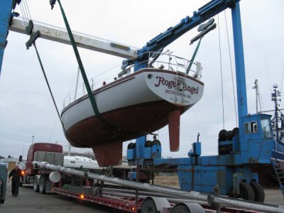 arriving at yard, lifting off transporter