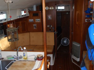 salon from companionway