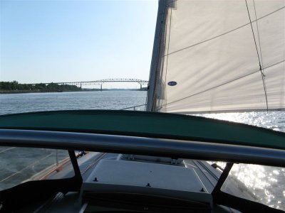 sailing into the Chesapeake & Delaware (C&D) Canal