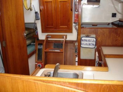 strbd qtr. berth / companionway / galley from fwd