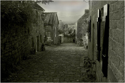 A street of LOCRONAN III