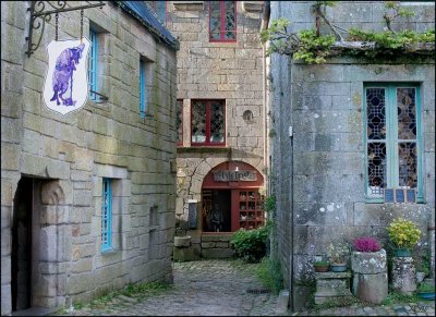 In the center of LOCRONAN