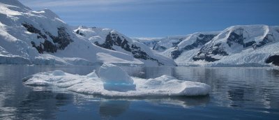 Floating Ice in Neko Harbour