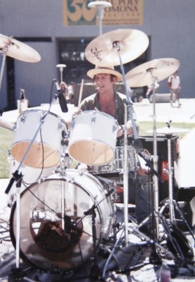 Divine Weeks drummer 1989.JPG