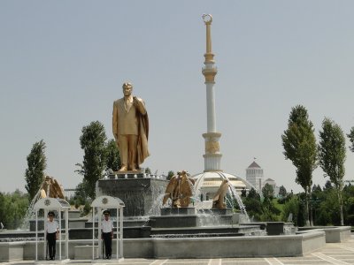 turkmenistan08 ashghabat.JPG