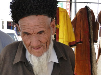 turkmenistan61 outdoor bazaar.JPG