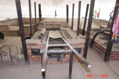 sachsenhausen concentration camp-crematoria.JPG