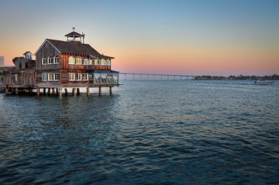 IMG_0383_4_5_tonemapped-41-10.jpg