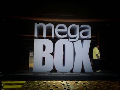 MegaBox-1cw-yes.jpg