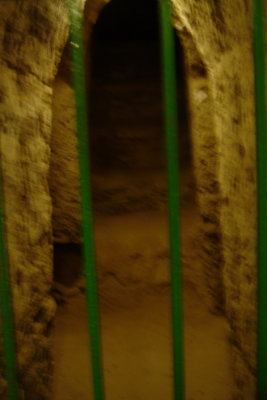 INTERIOR DE LA PIRAMIDE