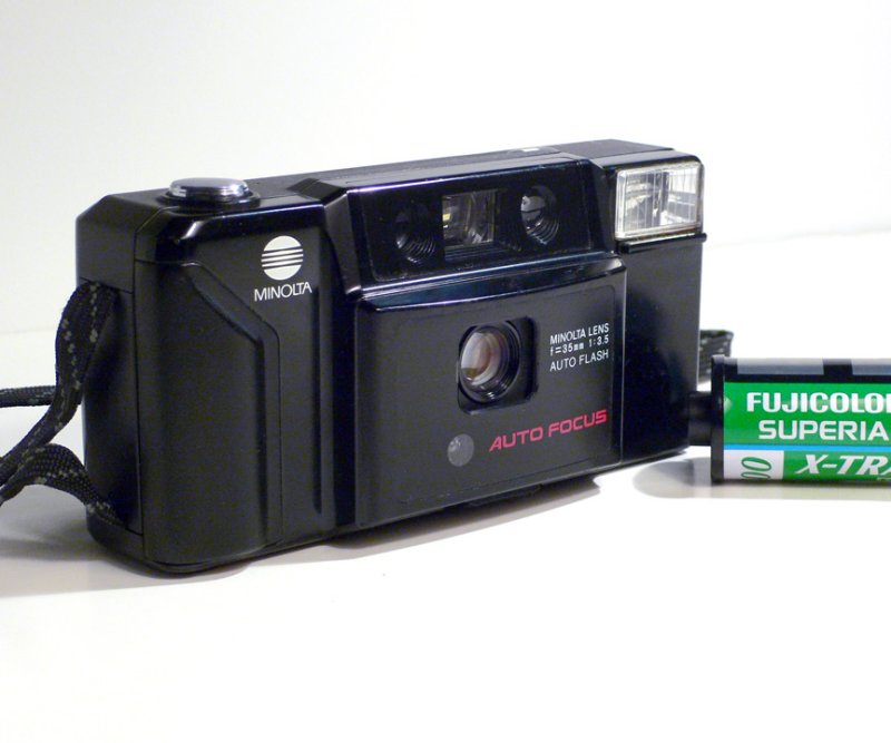 Minolta AF-E 35mm P&S