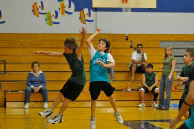 Jonathon's B-Ball Playoff Game 1 3-7-09 0090