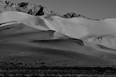 Death Valley NP 3-20-09 1368 B&W.JPG