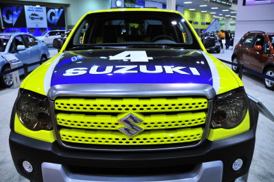 Suzuki Equator