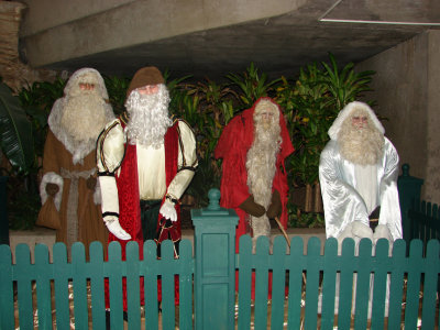 Santas at Crown Center