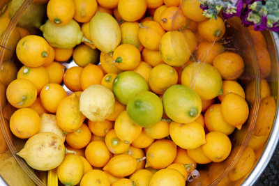 A bucketful of lemons