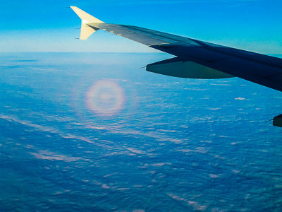 Halo autour de l'ombre de l'avion