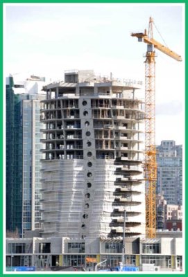 New construction along False Creek.
