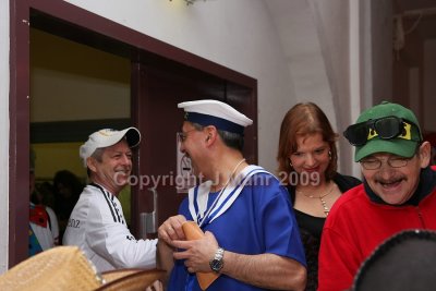 comp_0048_4uak2009.jpg