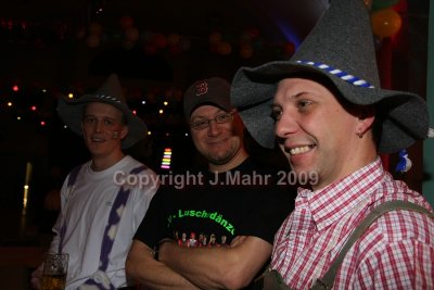 comp_0074_4uak2009.jpg