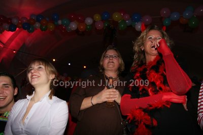 comp_0109_4uak2009.jpg