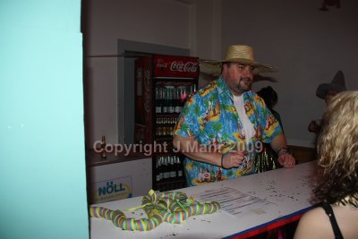 comp_0179_4uak2009.jpg