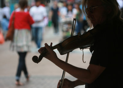July 10 2009: Playing to the Street