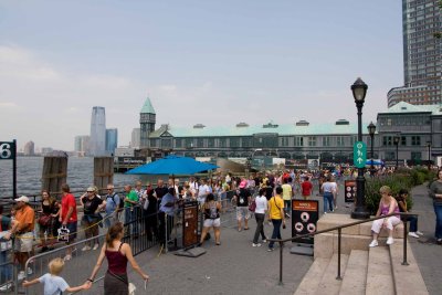 The 3 hour line for the Statue of Liberty (no thanks)