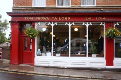 Tom Brown Tailors est 1784