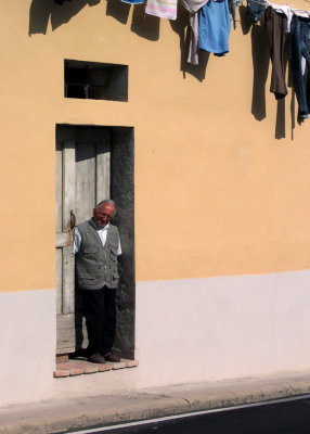 Lundi matin, Toscane, 2004