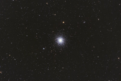 M13 and NGC 6207 in Hercules wide field