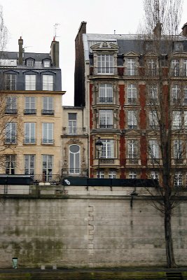 La plus petite maison de Paris / Tiniest home in Paris