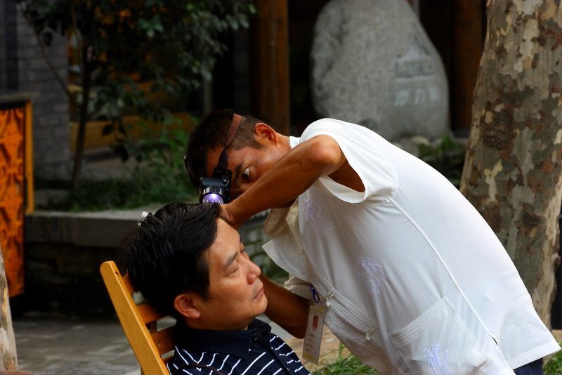 Ear Picking
