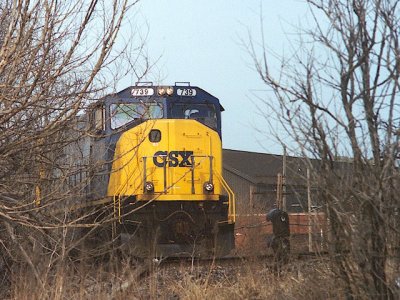 csx739OutsideStationY.jpg