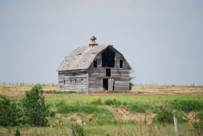 old barn located at the I-80 & Neb HWY 370