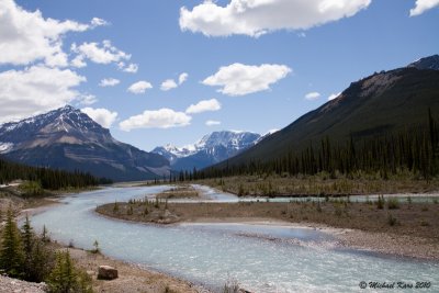 Athabasca River - Icefields Parkway