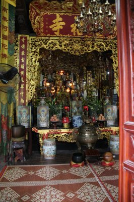 One Pillar Pagoda (4).JPG