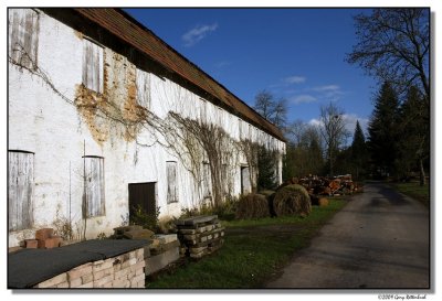 barn-6838-sm.JPG