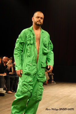 W. VAN BEIRENDOONCK