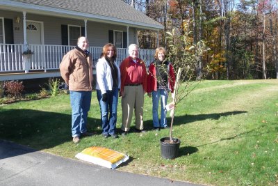 Athol Shade Tree Commission 10-17-2009 12.JPG