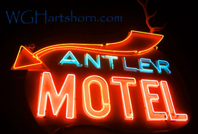 Antler Motel Neon