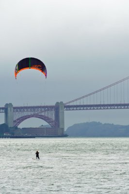 kite surfin' the bay
