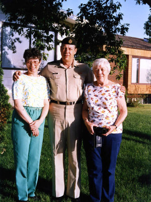 1988 Faye, Phillip and Mother