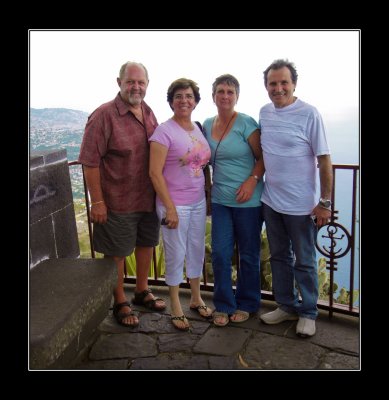 2009 - Elia, Sue, Joae Manuel & Ken - Cabo Giro (589 metres above sea level - 2nd Highest sea cliff in the world)