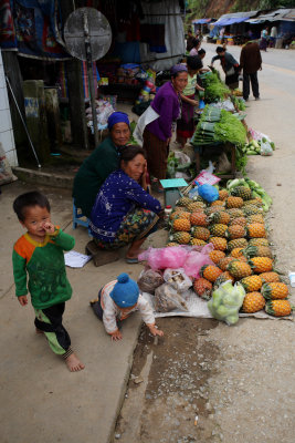 Road to Vang Vieng - a laotian village