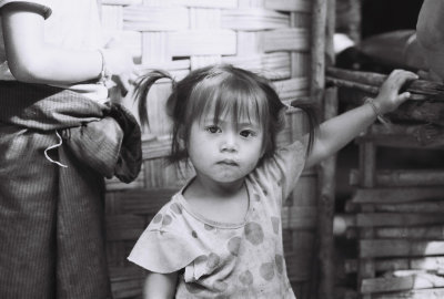 Road to Vang Vieng - child